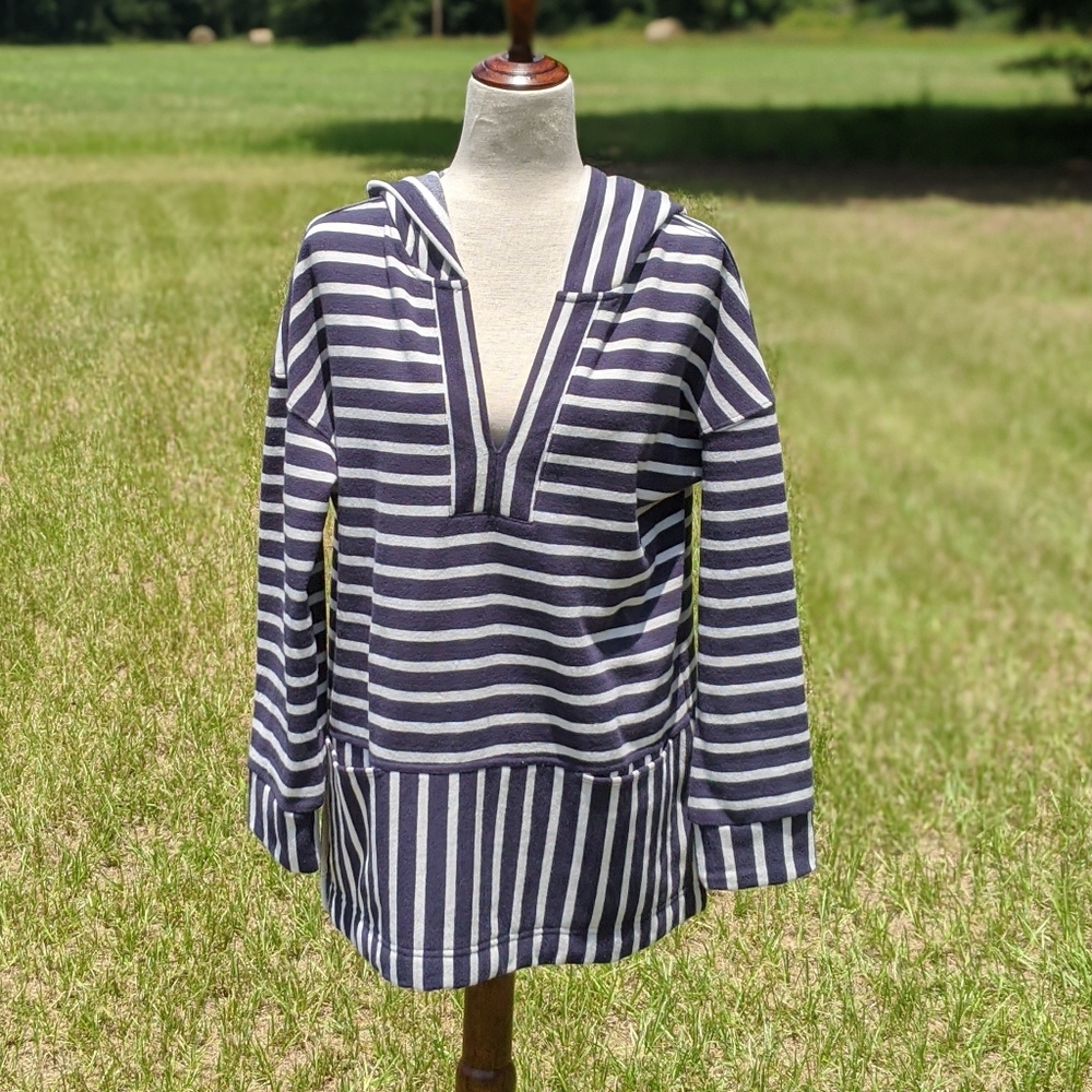 Melloday. Navy/White striped hoodie. Large